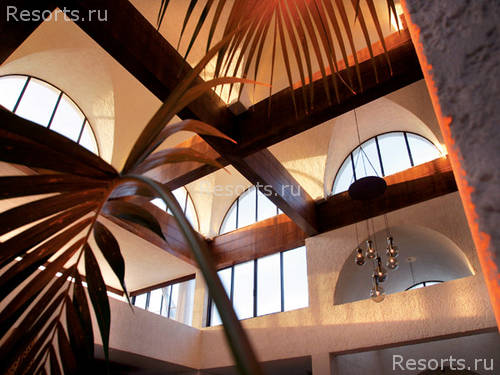 Oceanis Beach Resort 8